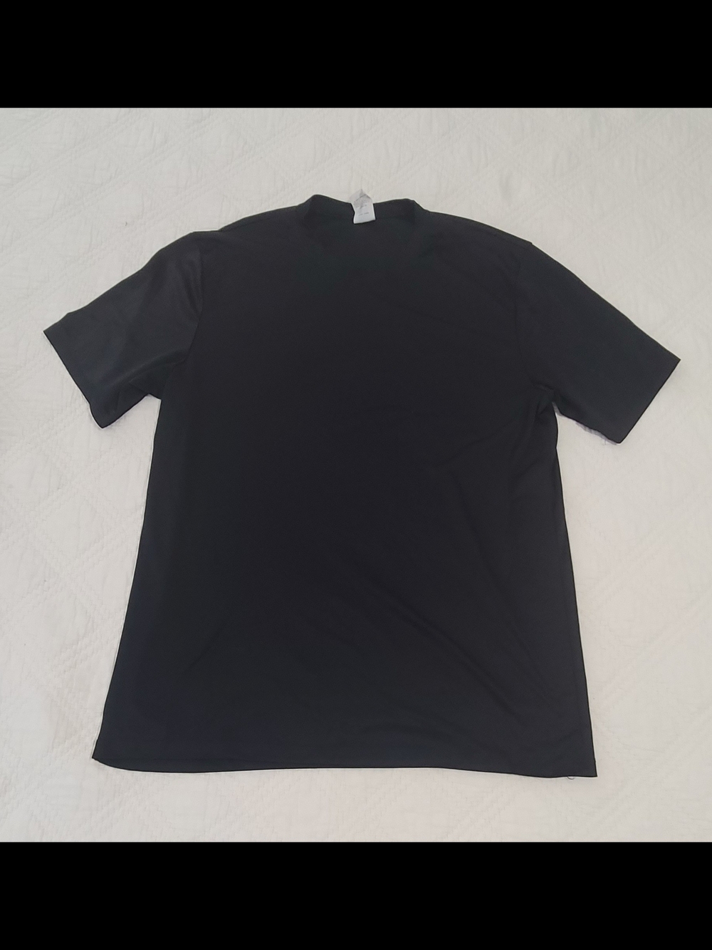 Men's Black Short-Sleeve Crew Neck Shirt - Picture 1 of 4
